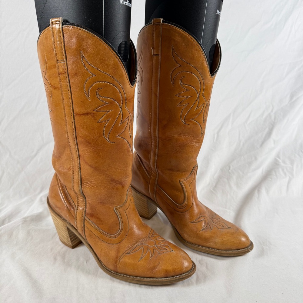 Vtg Acme Dingo Tan Leather Western Cowboy Cowgirl Heeled Boots 7.5 M Made in USA